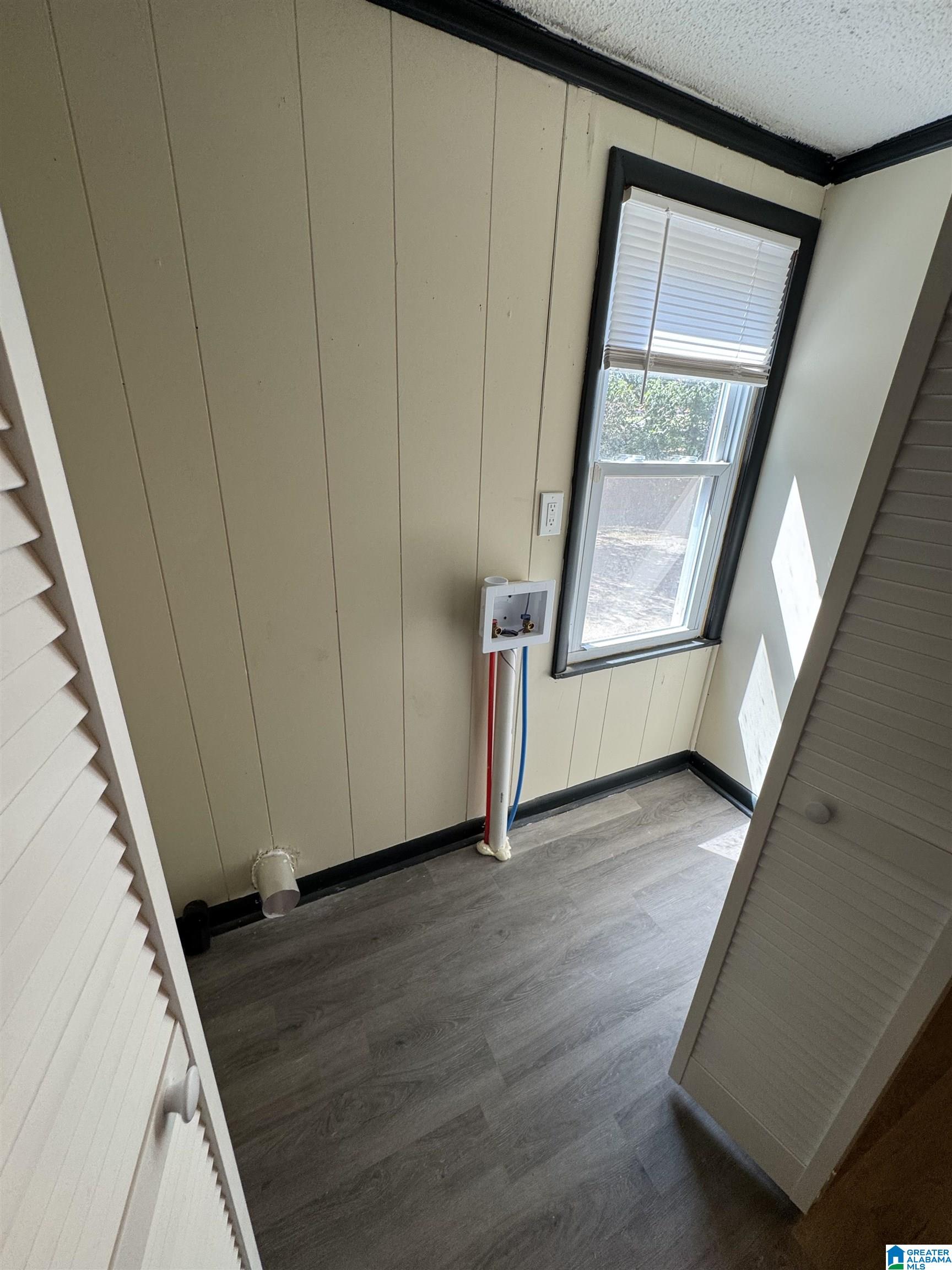 2011 Mountain View Road Birmingham, AL 35210 - Photo 32 of 45