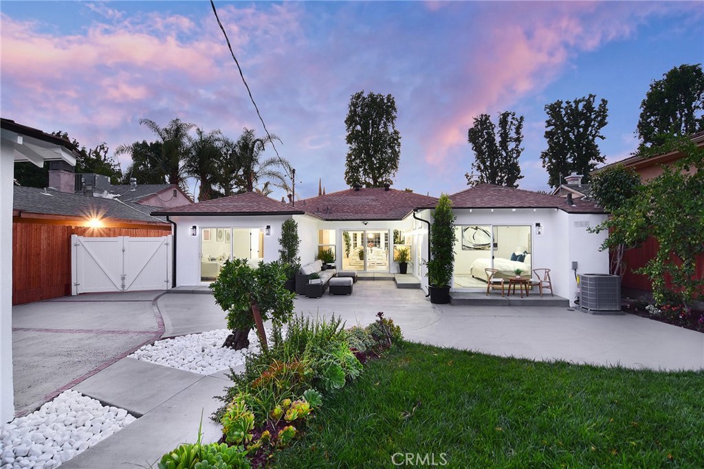 6118 Longridge Avenue Valley Glen, CA 91401 - Photo 31 of 42 a view of a house with sitting area and garden