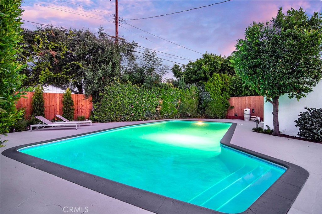 6118 Longridge Avenue Valley Glen, CA 91401 - Photo 36 of 42 a view of a backyard with a patio