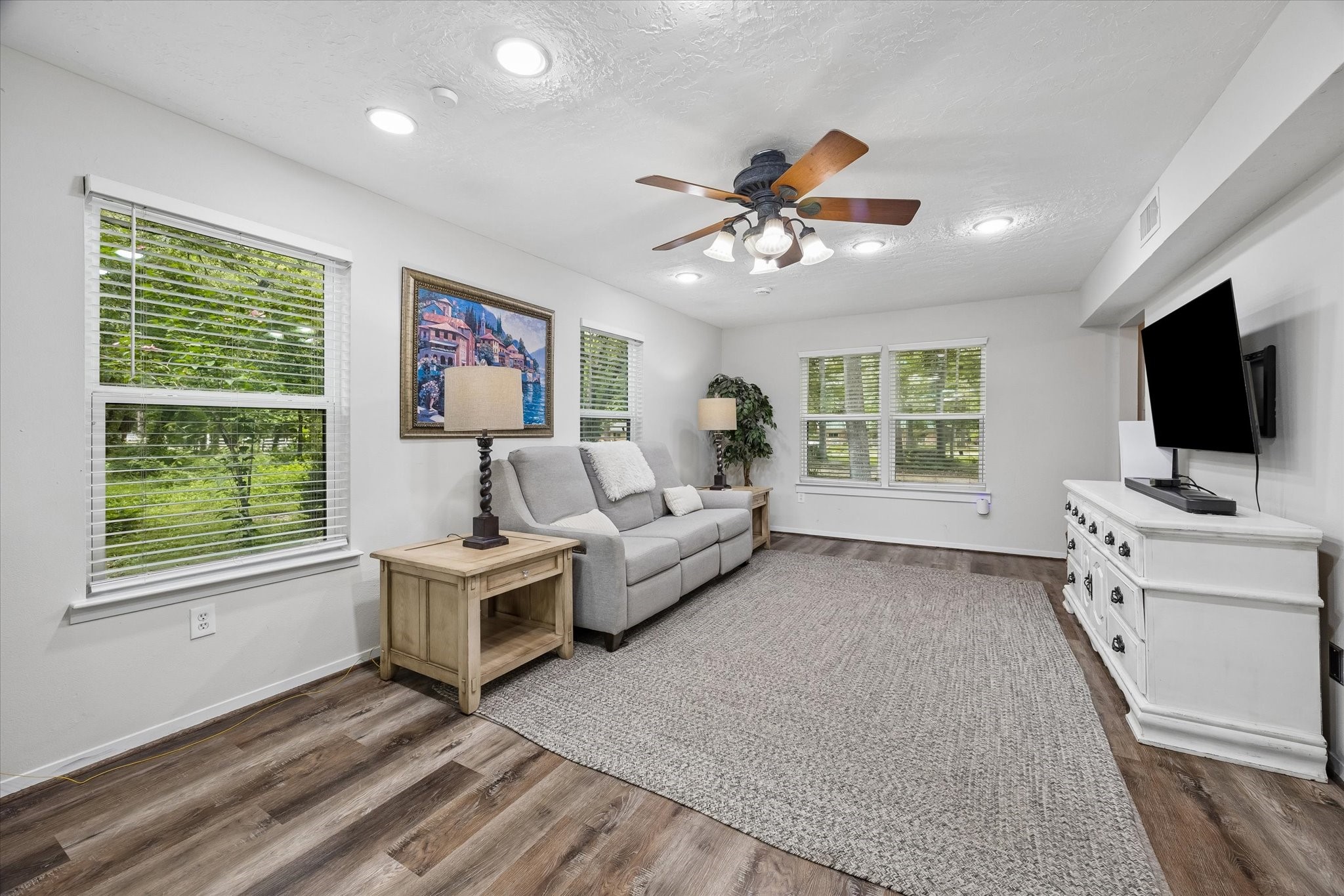 10765 Champion Forest Loop Conroe, TX 77303 - Photo 13 of 28