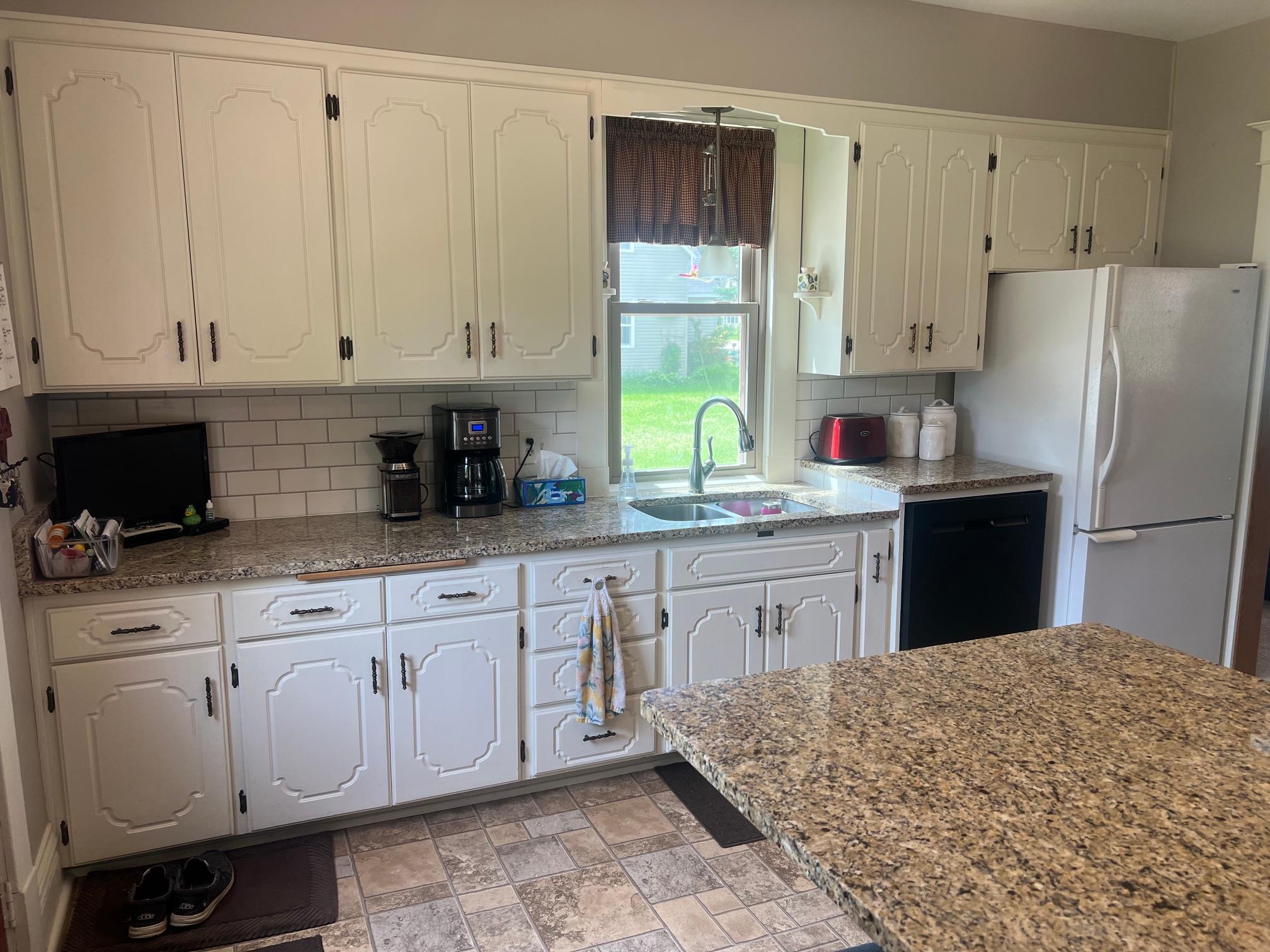 413 South Swift Avenue Litchfield, MN 55355 - Photo 13 of 58