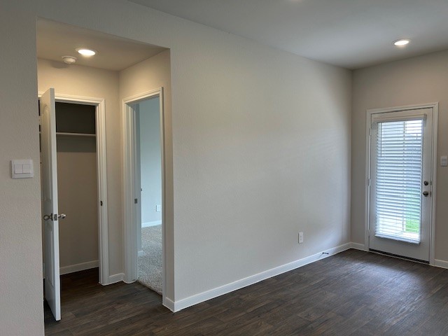 311 Darwin Place Lockhart, TX 78644 - Photo 7 of 16