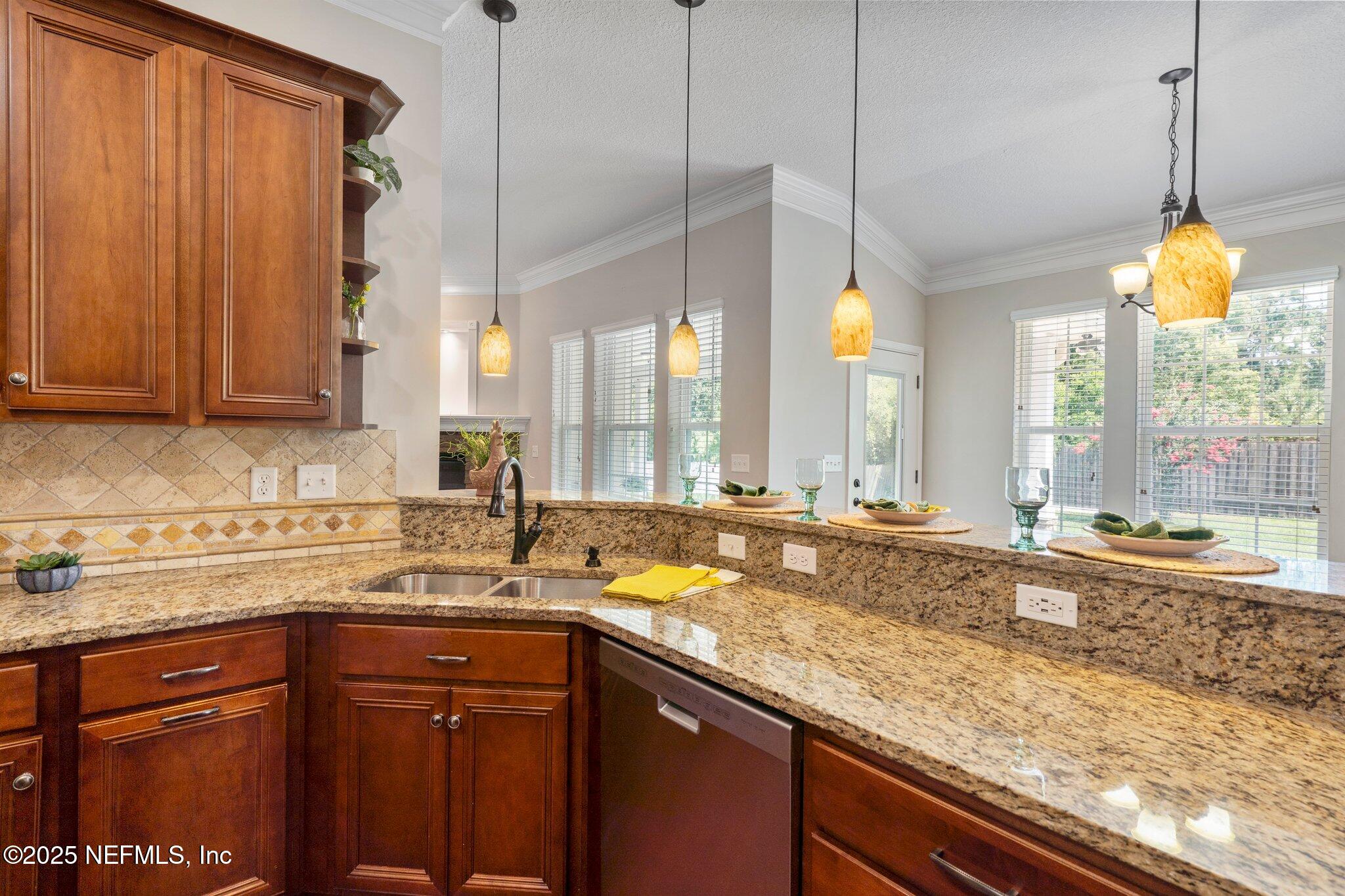 433 Ralph Street Orange Park, FL 32073 - Photo 11 of 35 Kitchen