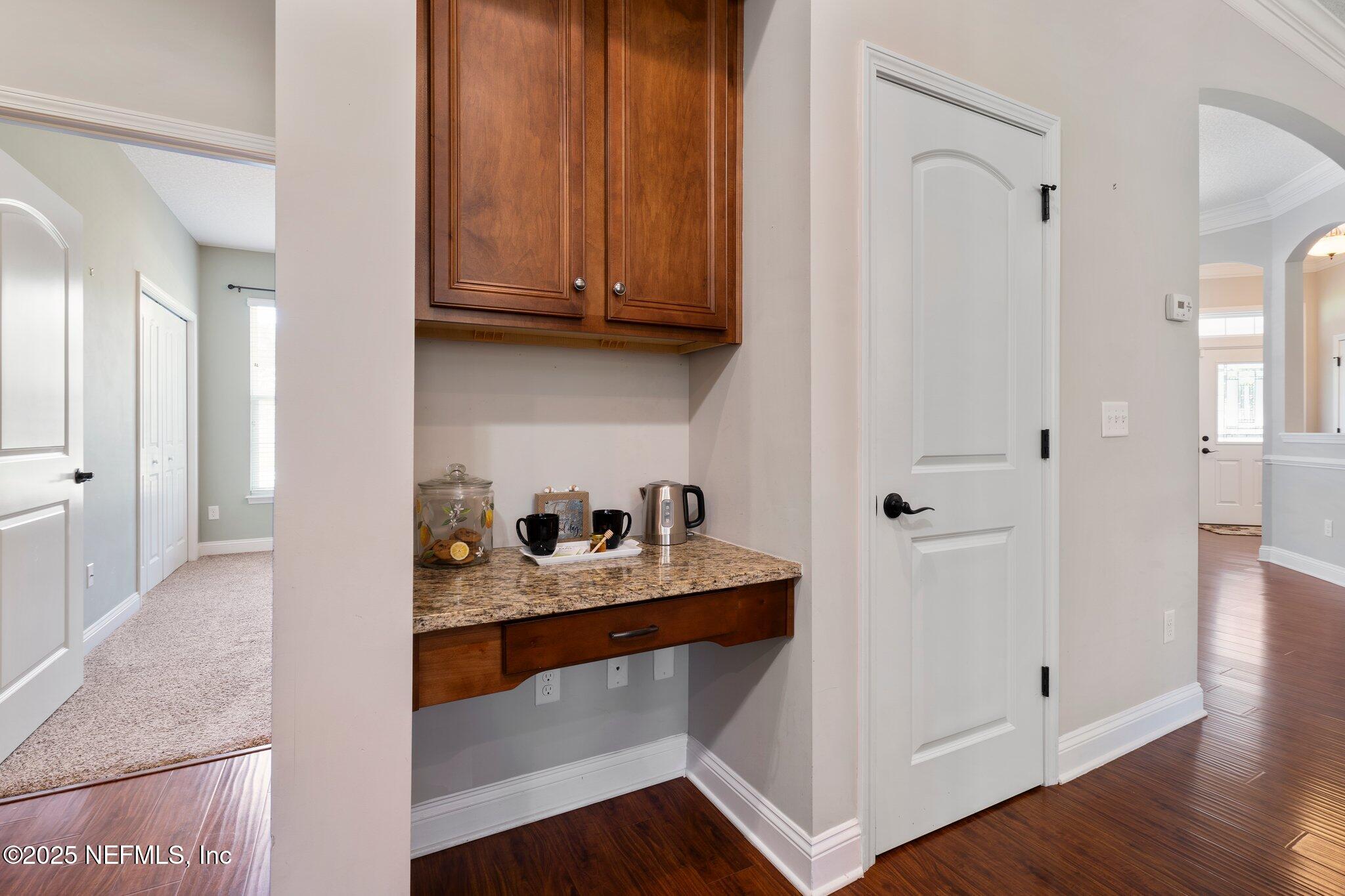 433 Ralph Street Orange Park, FL 32073 - Photo 13 of 35 Kitchen