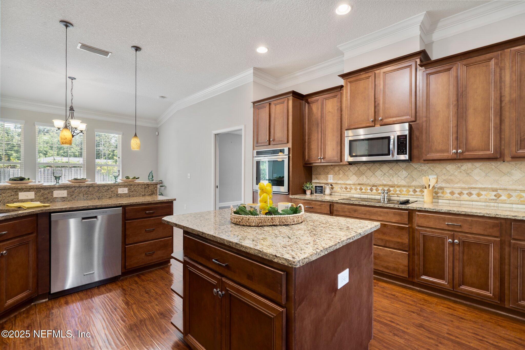 433 Ralph Street Orange Park, FL 32073 - Photo 9 of 35 Kitchen