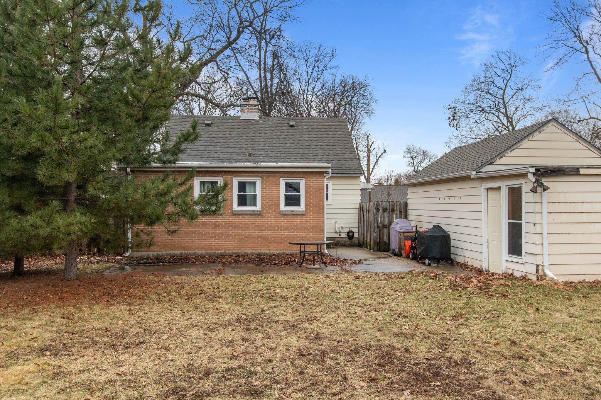 2436 Hickory Lane Appleton, WI 54915 - Photo 26 of 31