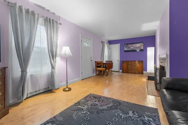 $229,900 | 2436 Hickory Lane, Appleton, WI 54915