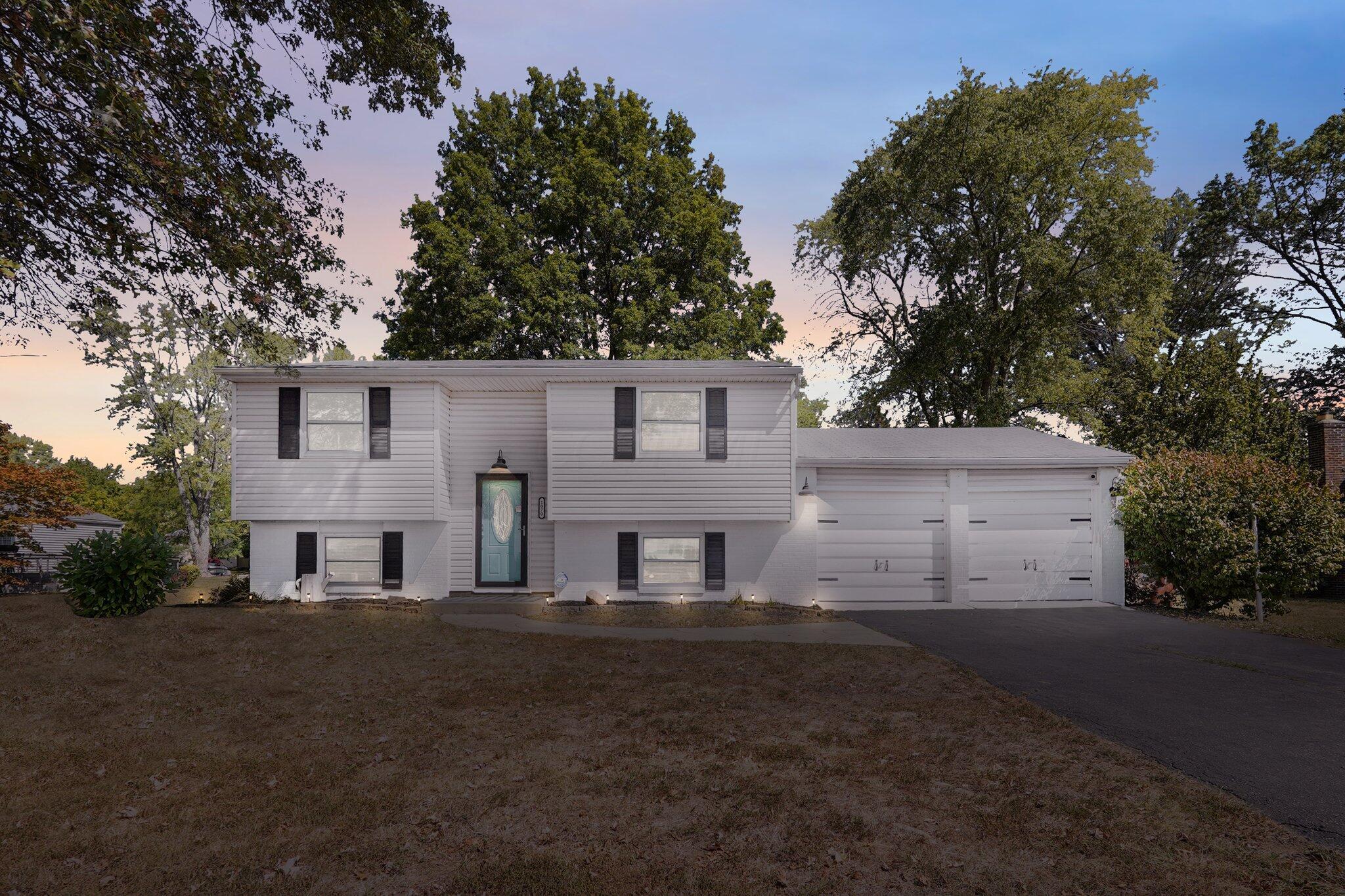 1070 Lockville Road Pickerington, OH 43147 - Photo 2 of 29 1-web-or-mls-1070-lockville-rd