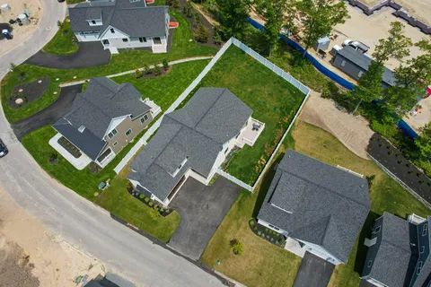 $1,195,000 | 17 Josiah Path, Falmouth, MA 02540