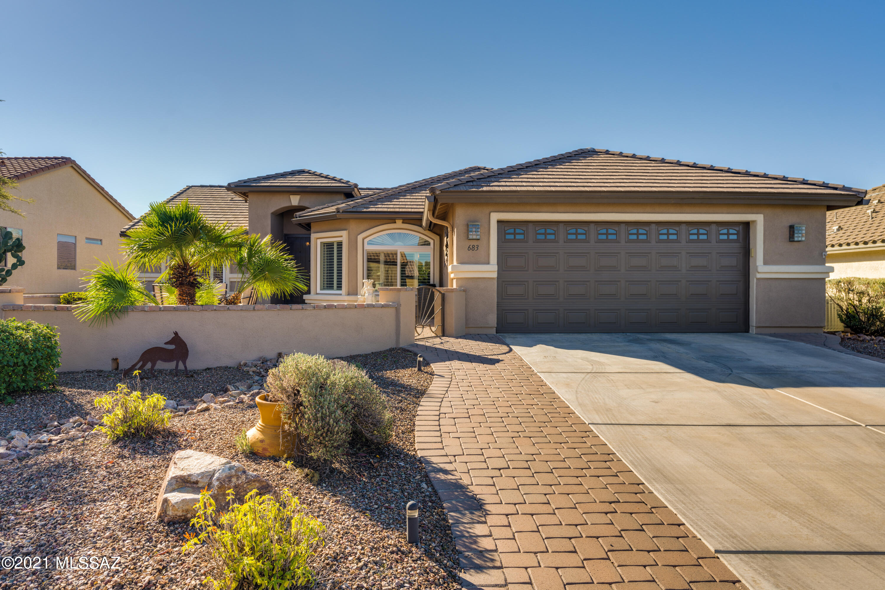 683 North Keyes Road Green Valley, AZ 85614 - Photo 2 of 50