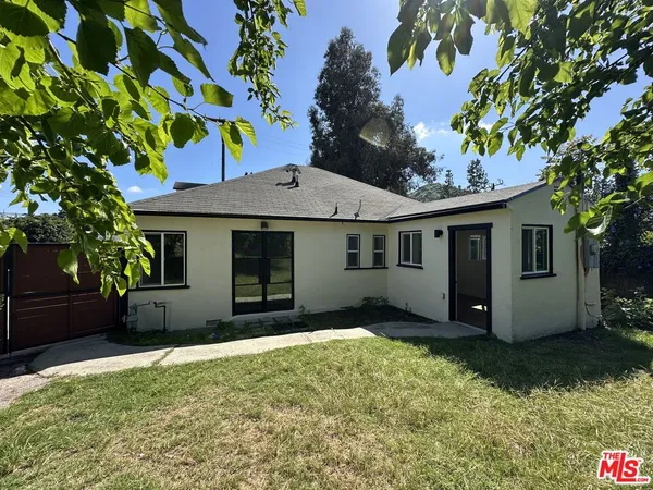$4,500 | 4001 Chevy Chase Drive, Los Angeles, CA 90039