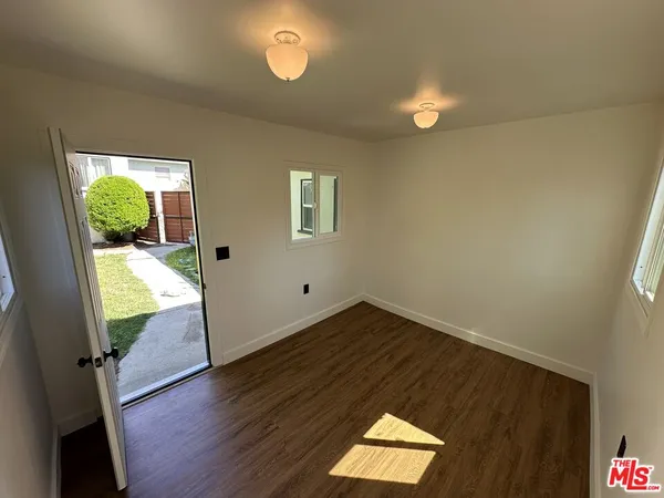 $4,500 | 4001 Chevy Chase Drive, Los Angeles, CA 90039