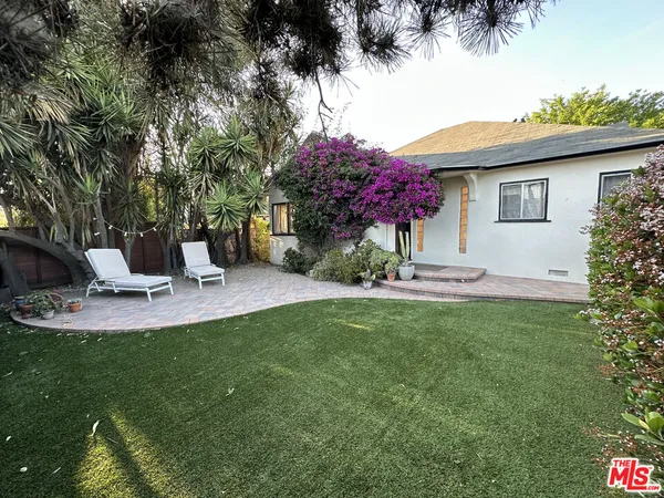 $4,500 | 4001 Chevy Chase Drive, Los Angeles, CA 90039