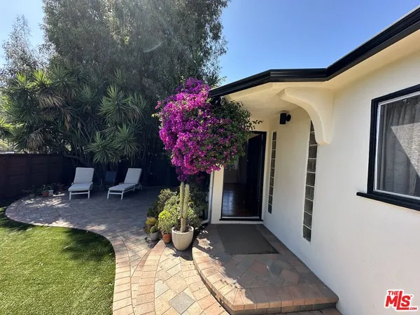 $4,500 | 4001 Chevy Chase Drive, Los Angeles, CA 90039