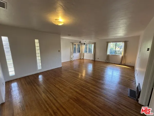 $4,500 | 4001 Chevy Chase Drive, Los Angeles, CA 90039