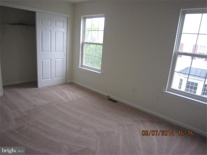 61 Threadleaf Terrace Burlington, NJ 08016 - Photo 13 of 19