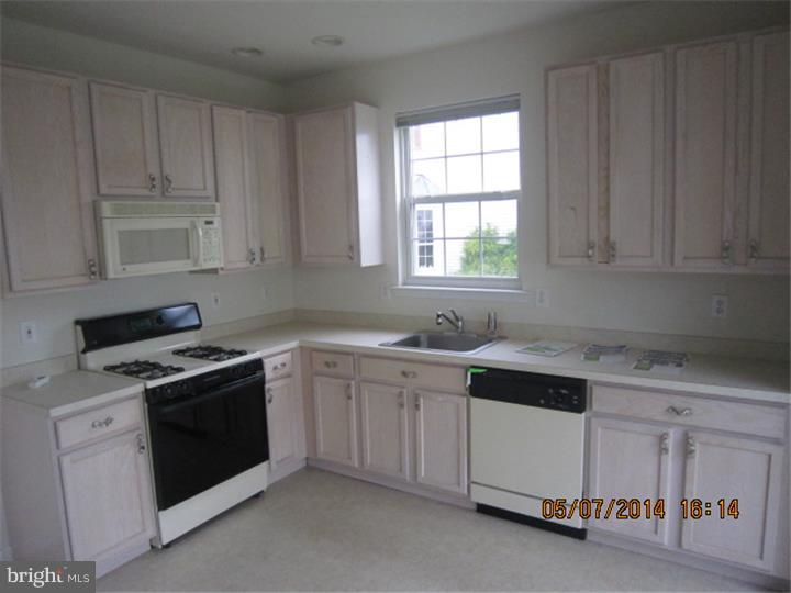 61 Threadleaf Terrace Burlington, NJ 08016 - Photo 6 of 19