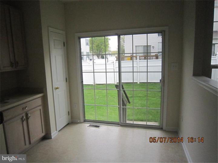 61 Threadleaf Terrace Burlington, NJ 08016 - Photo 7 of 19