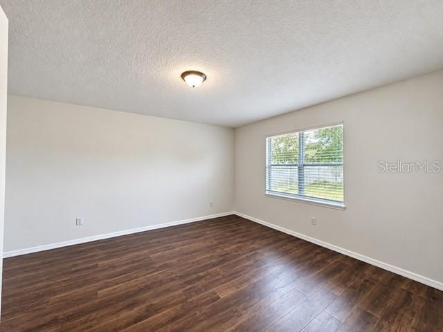 1437 Tawny Ridge Road Kissimmee, FL 34744 - Photo 7 of 17 Gallery Image 7