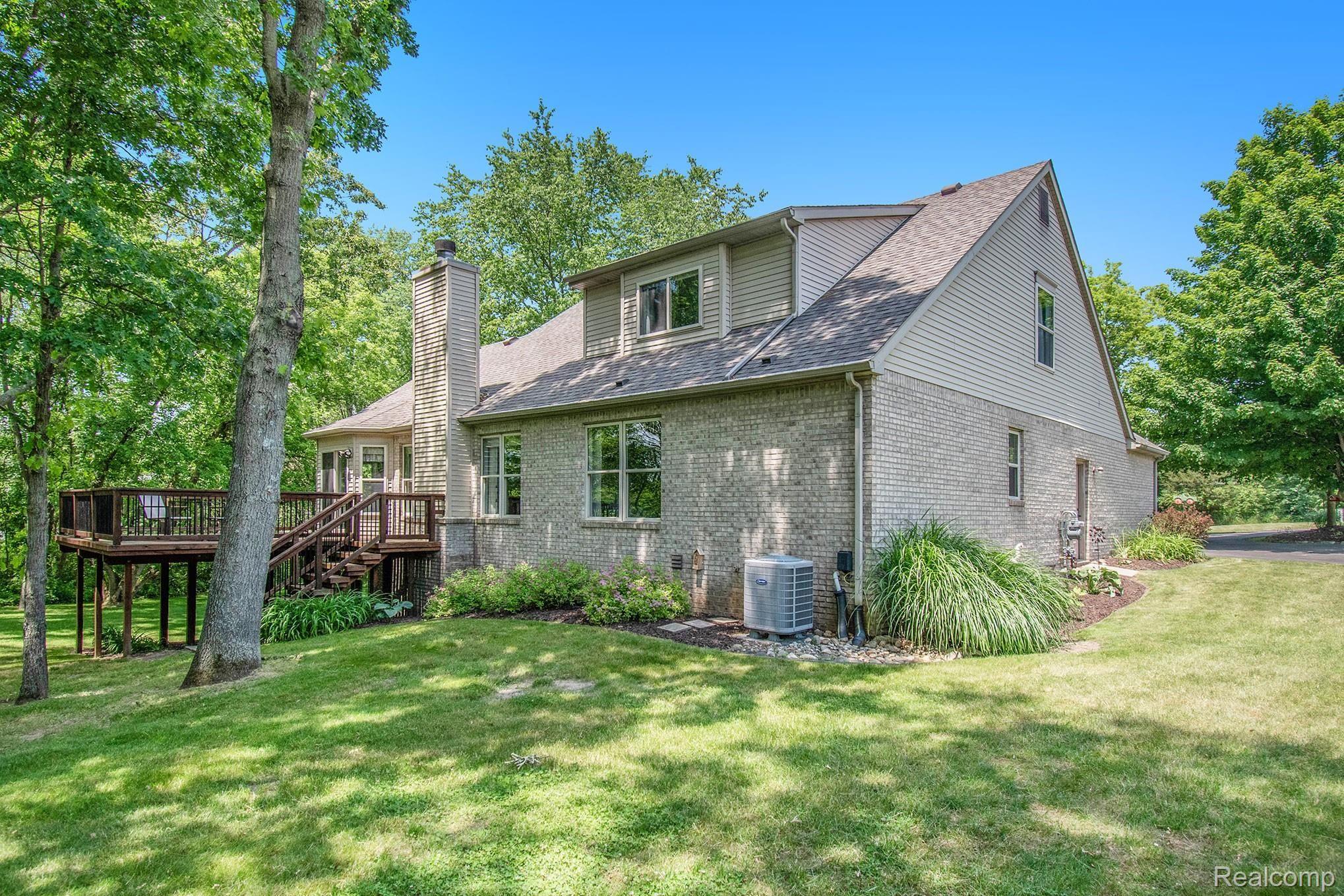 9416 Clyde Road Fenton, MI 48430 - Photo 33 of 45 9415-clyde_59.jpg