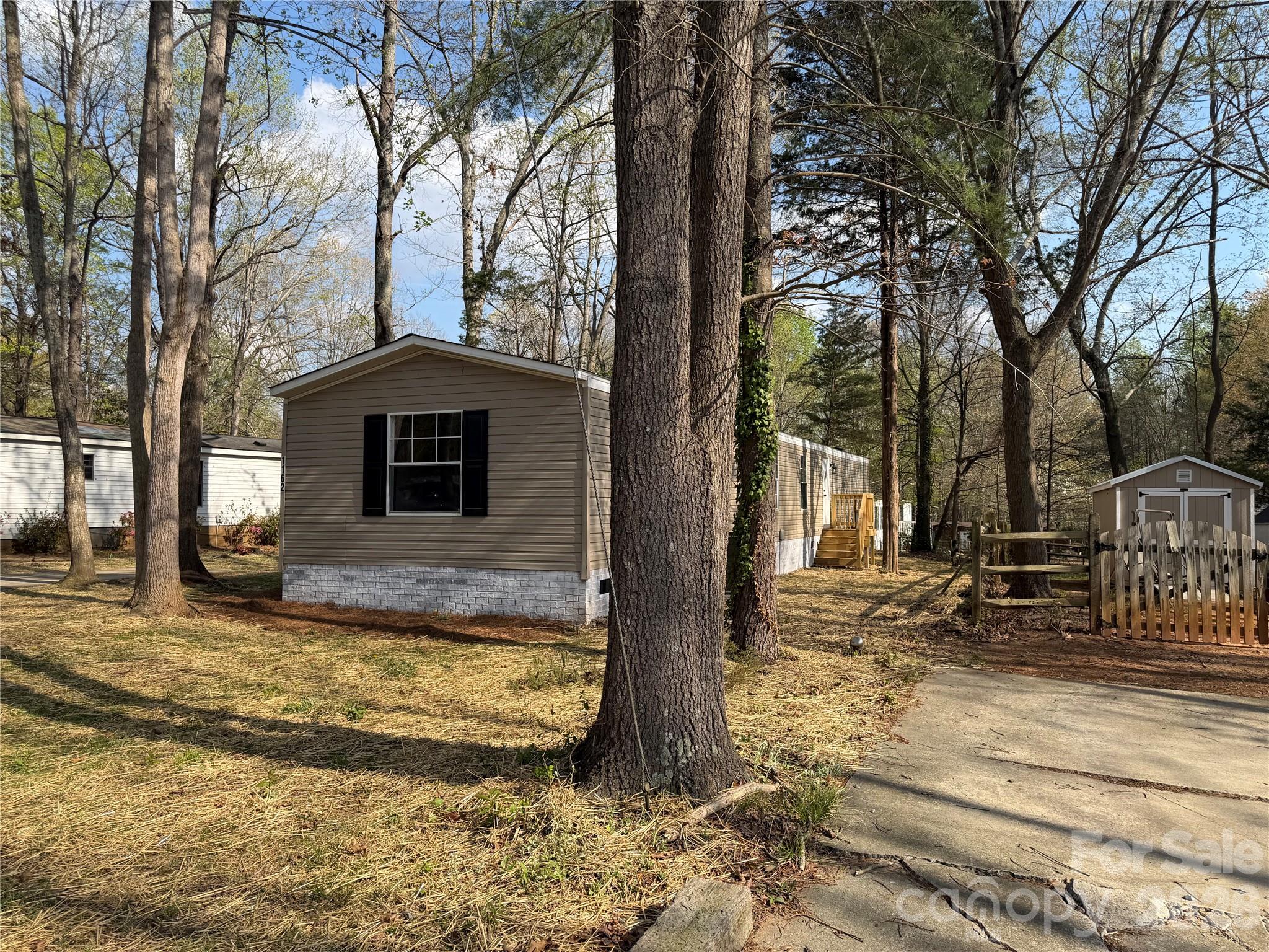 1162 Stateline Road Clover, SC 29710 - Photo 2 of 21