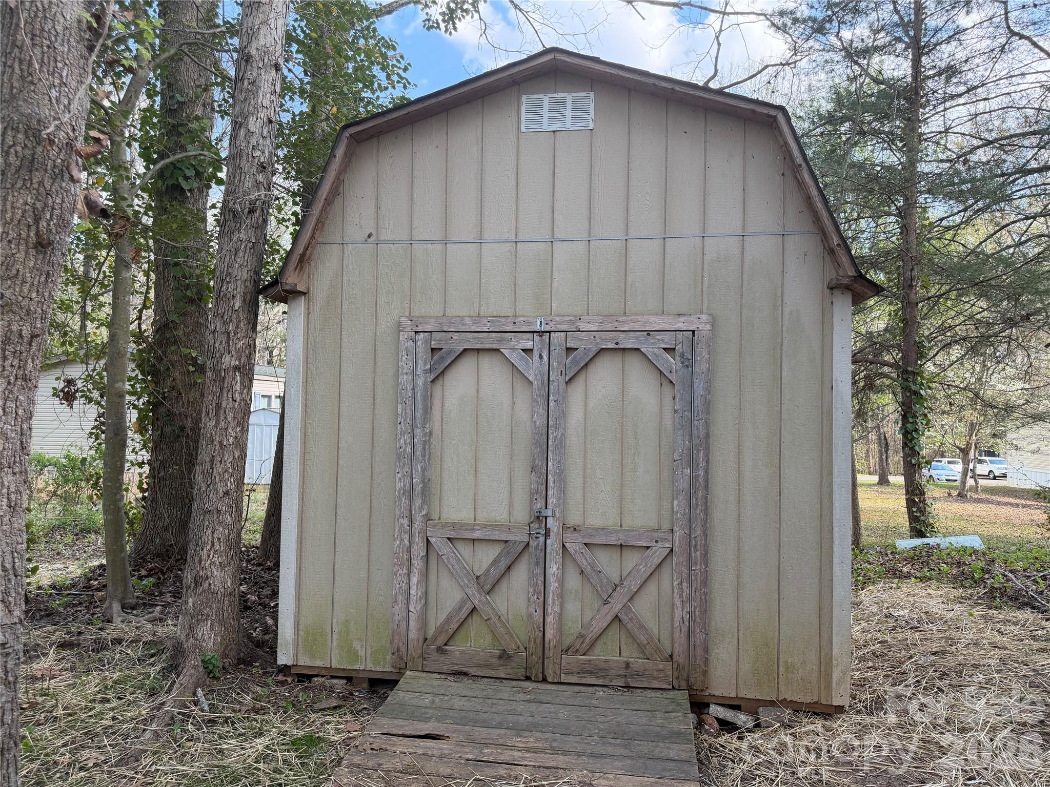 1162 Stateline Road Clover, SC 29710 - Photo 4 of 21