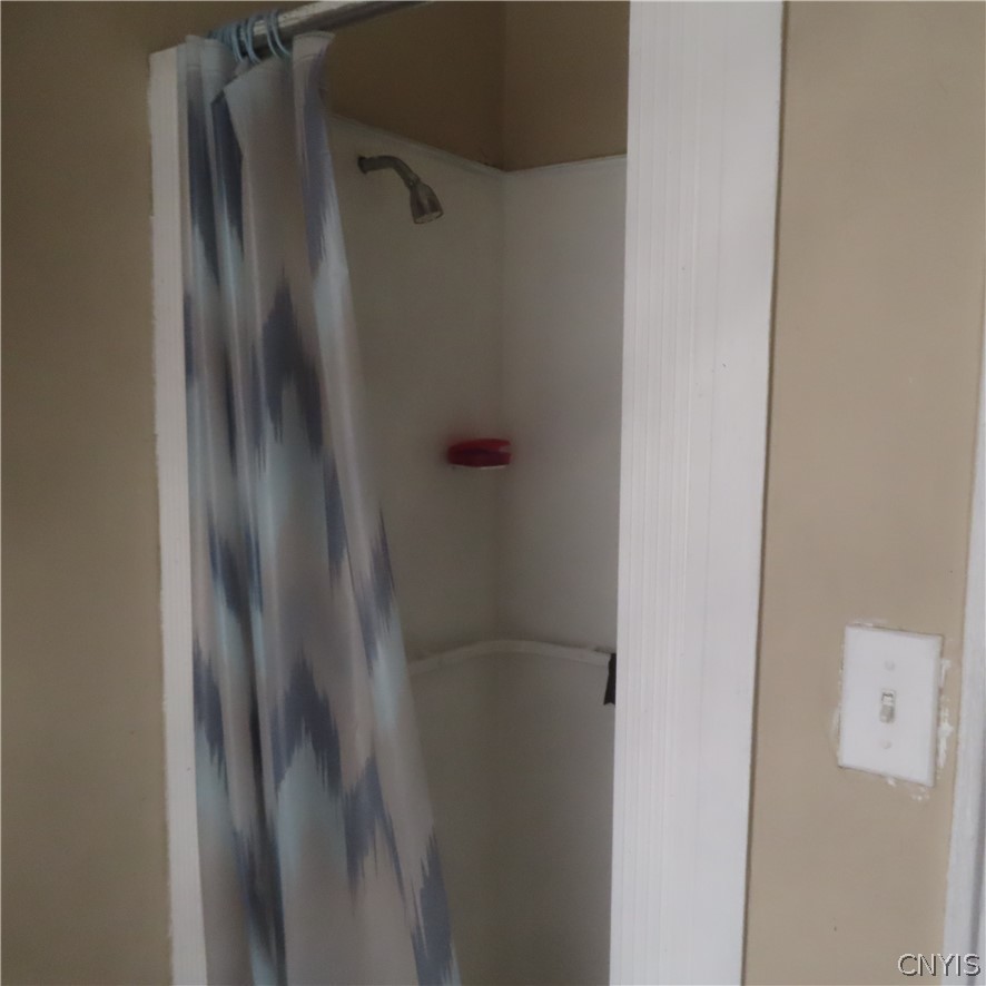 803 Danforth Street Syracuse, NY 13208 - Photo 17 of 18
