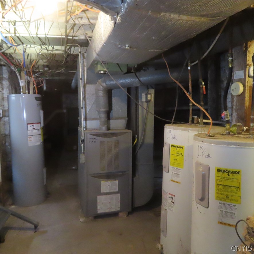 803 Danforth Street Syracuse, NY 13208 - Photo 8 of 18