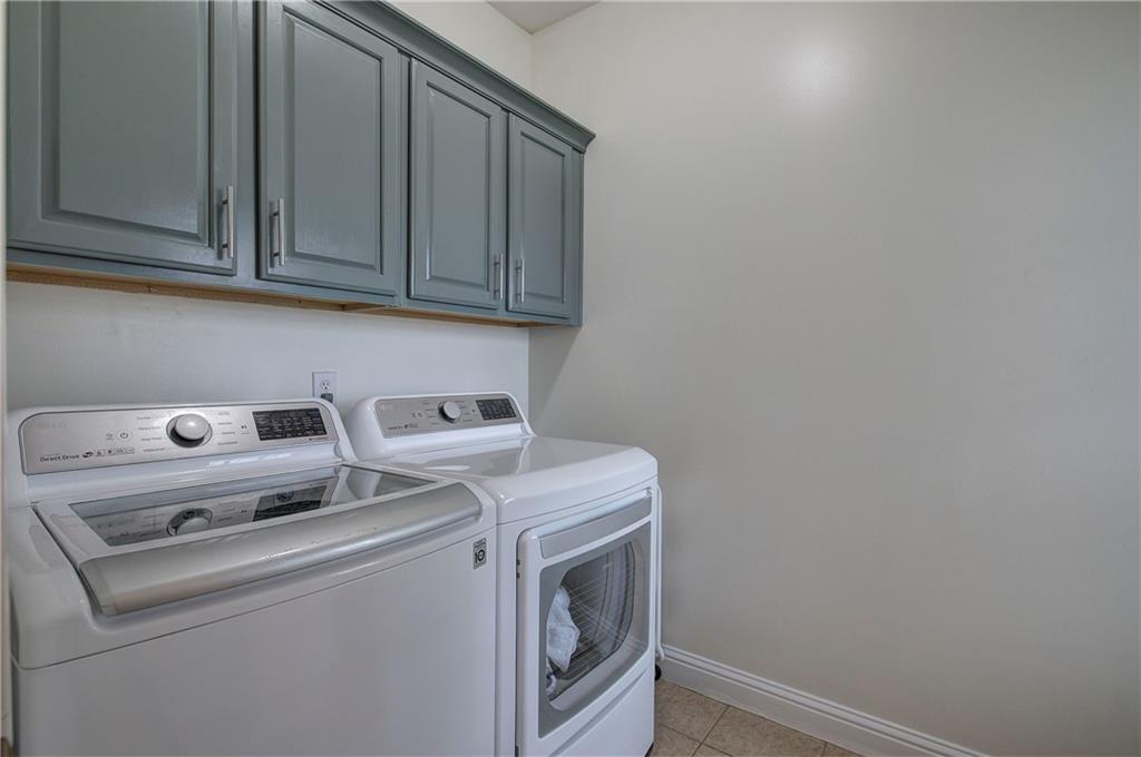 16 Thunderhawk Lane Rydal, GA 30171 - Photo 20 of 37 a utility room with dryer and washer