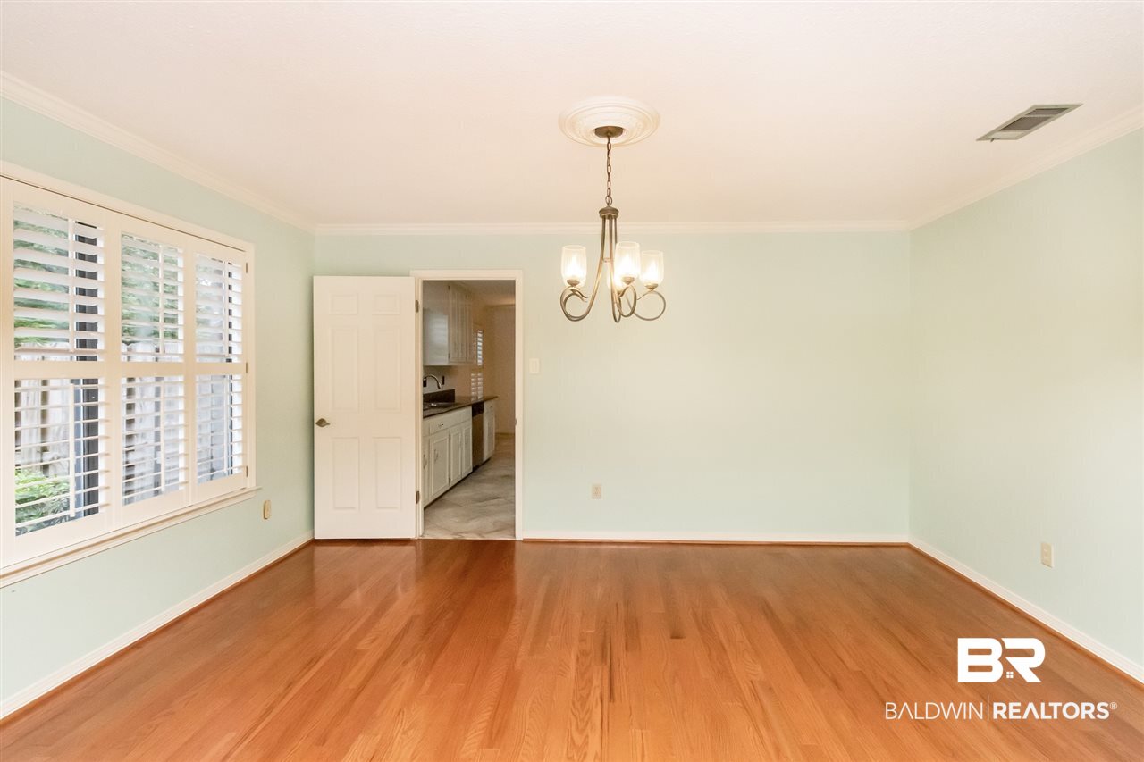 5621 Regency Oaks Drive North Mobile, AL 36609 - Photo 10 of 48