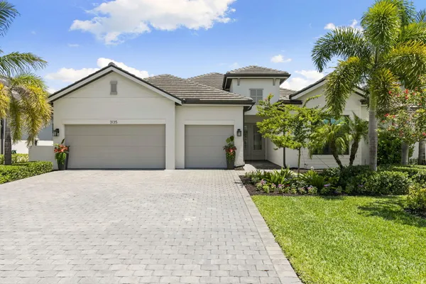 $1,950,000 | 3135 Heather Glen Court, Naples, FL 34114