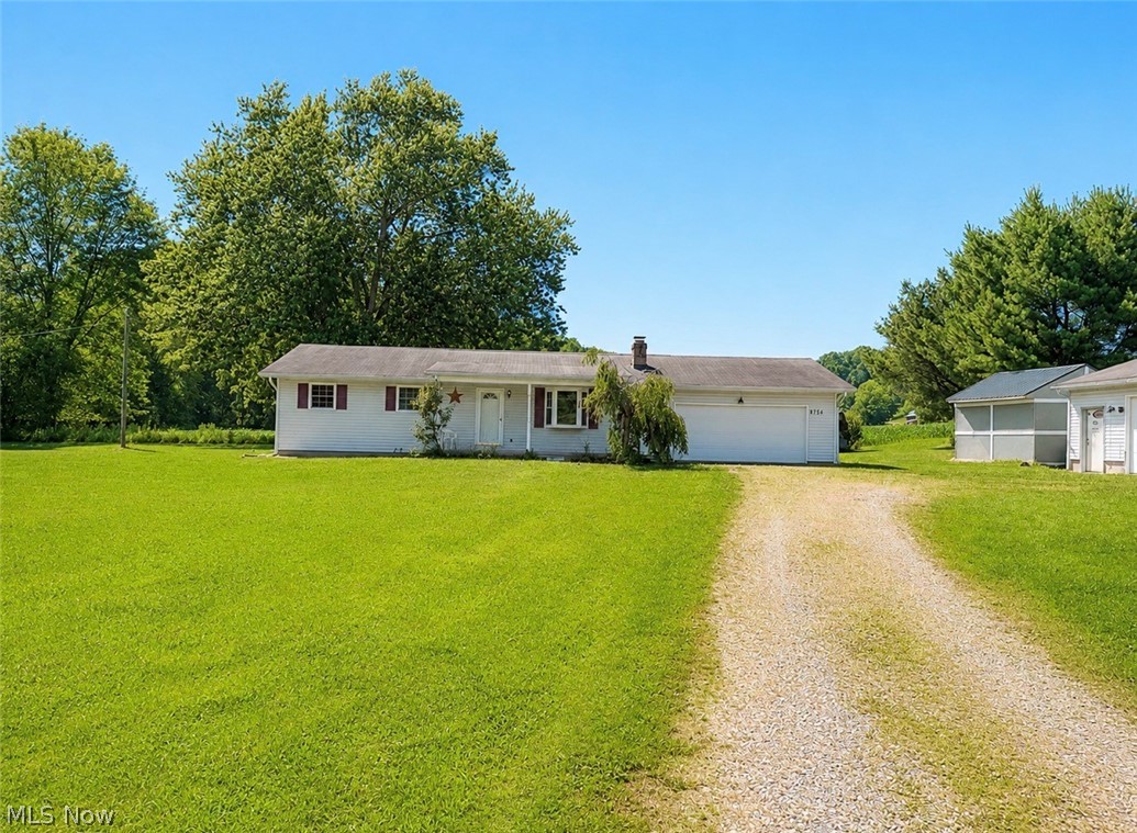 9754 Stonecreek Road Southwest Newcomerstown, OH 43832 - Photo 3 of 42