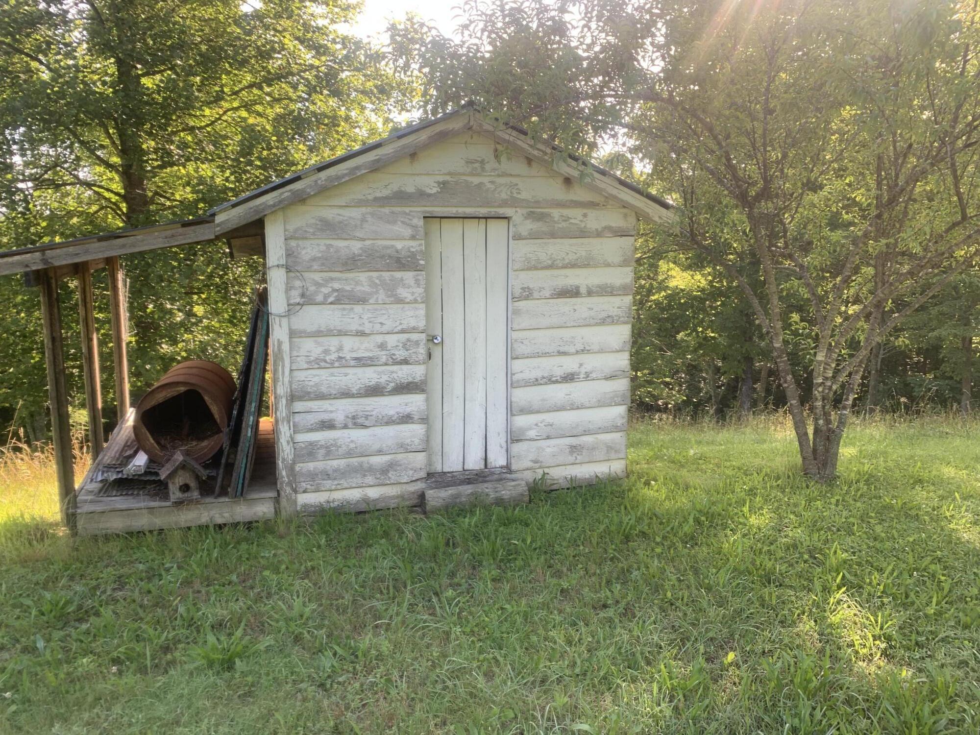 9999 Big Barn Road Tyner, KY 40486 - Photo 2 of 13 Big barn2