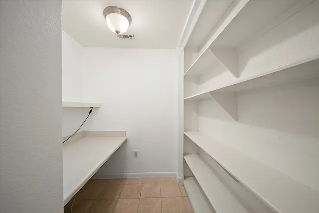 a view of walk in closet