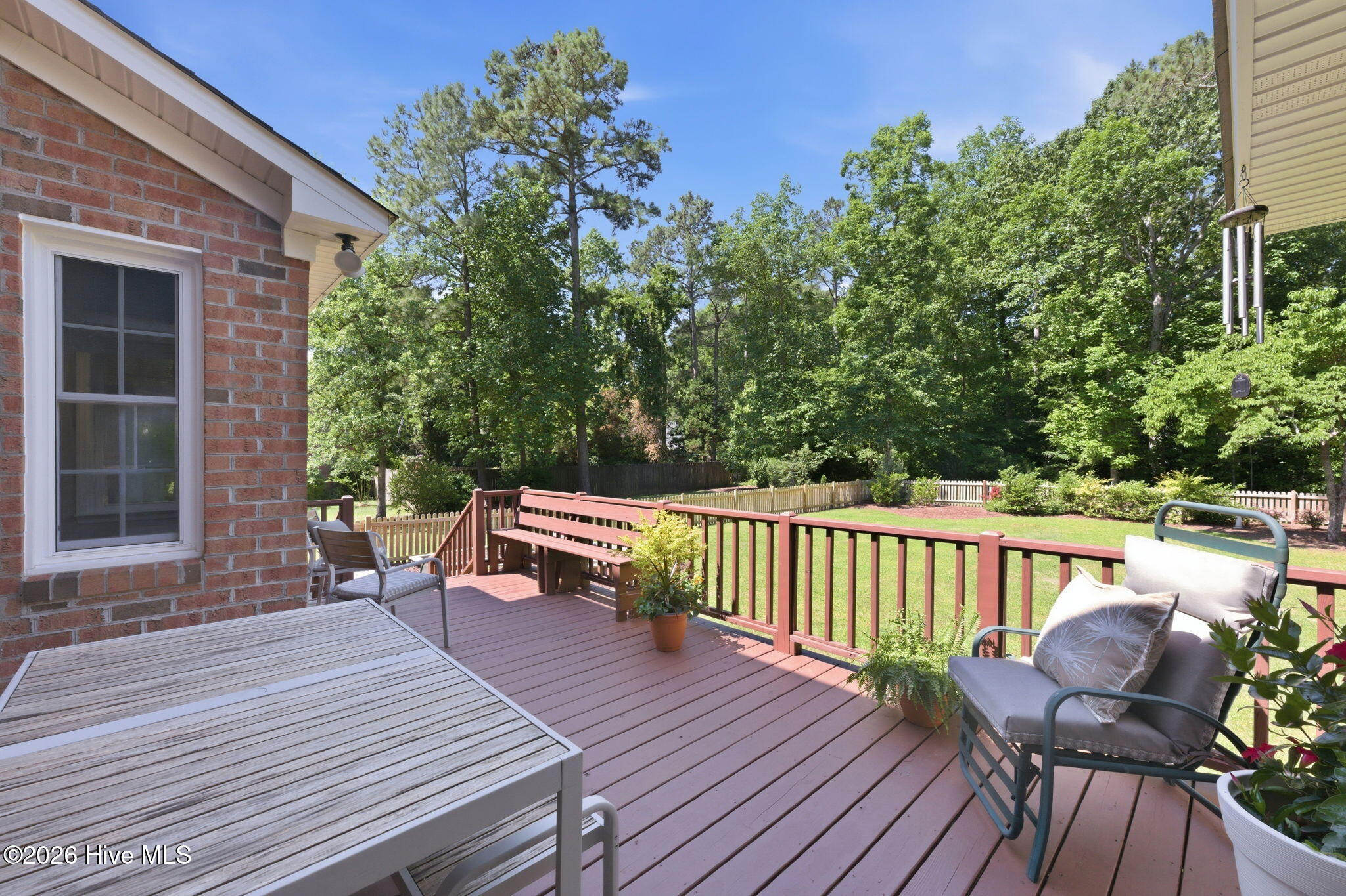 110 Creekview Road New Bern, NC 28562 - Photo 2 of 39 02-web-or-mls-DSC_7204_edit