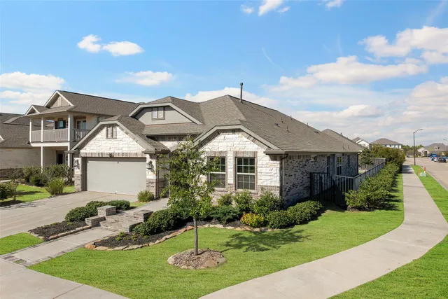 $2,950 | 19102 Brazos Bend Park Drive, Cypress, TX 77433