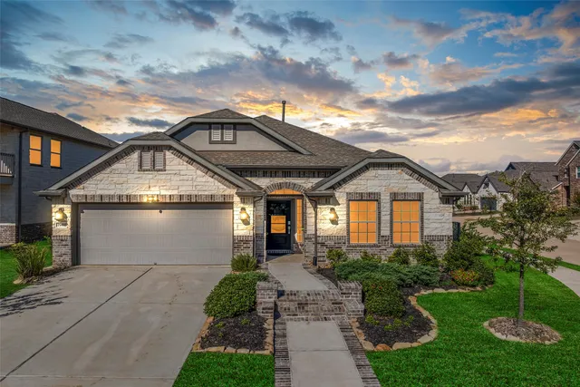 $2,950 | 19102 Brazos Bend Park Drive, Cypress, TX 77433