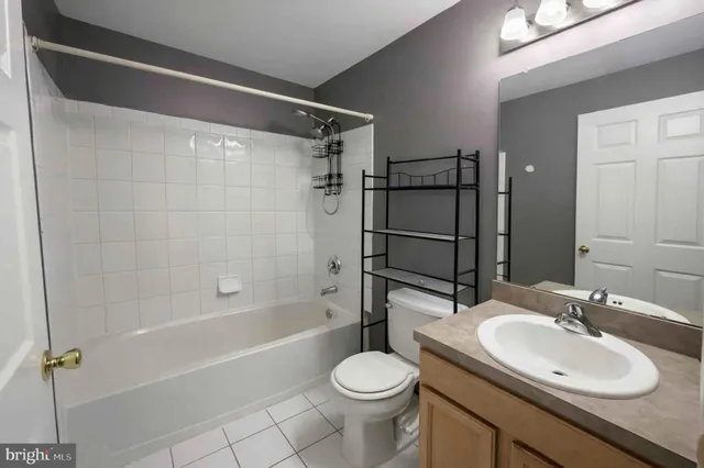 $2,000 | 107 Jamestown Boulevard, Hammonton, NJ 08037