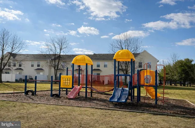 $2,000 | 107 Jamestown Boulevard, Hammonton, NJ 08037