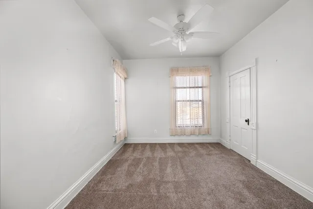 $1,300 | 1703 Brady Street, Davenport, IA 52803