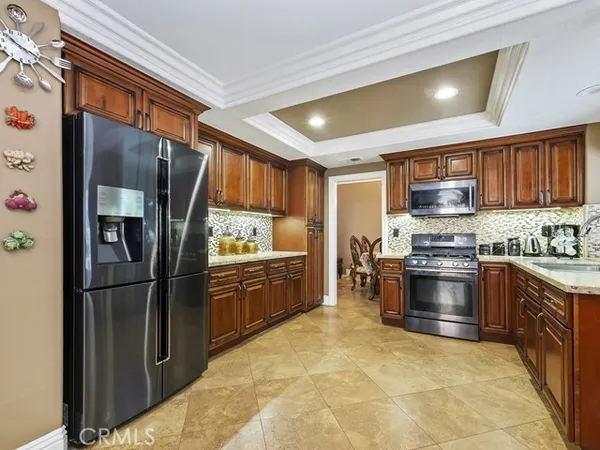$884,995 | 2220 Bloomfield Lane, Corona, CA 92882