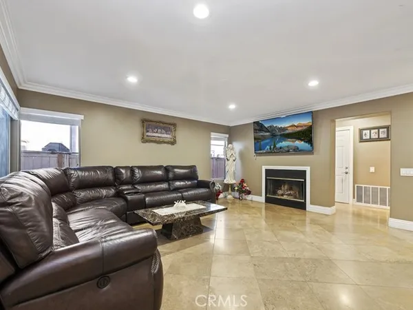 $884,995 | 2220 Bloomfield Lane, Corona, CA 92882