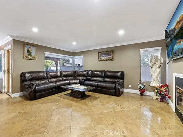 $884,995 | 2220 Bloomfield Lane, Corona, CA 92882