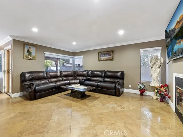 $899,500 | 2220 Bloomfield Lane, Corona, CA 92882