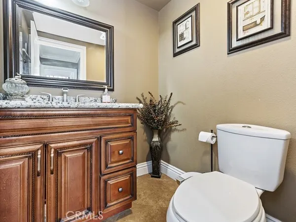 $884,995 | 2220 Bloomfield Lane, Corona, CA 92882