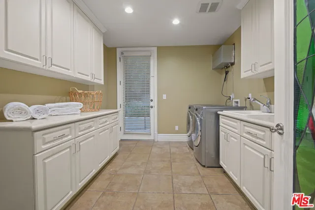 $12,400,000 | 11730 Stonehenge Lane, Los Angeles, CA 90077