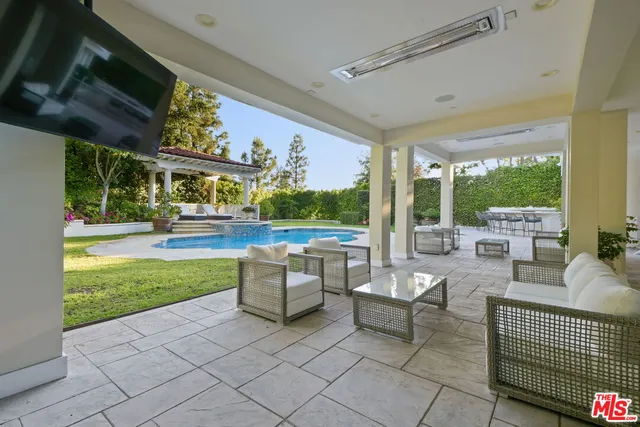 $12,400,000 | 11730 Stonehenge Lane, Los Angeles, CA 90077