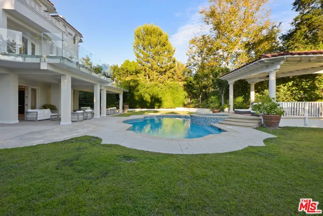 $12,400,000 | 11730 Stonehenge Lane, Los Angeles, CA 90077