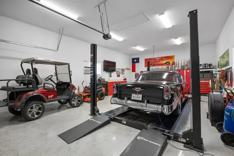 $849,900 | 469 Bold Sundown, Liberty Hill, TX 78642