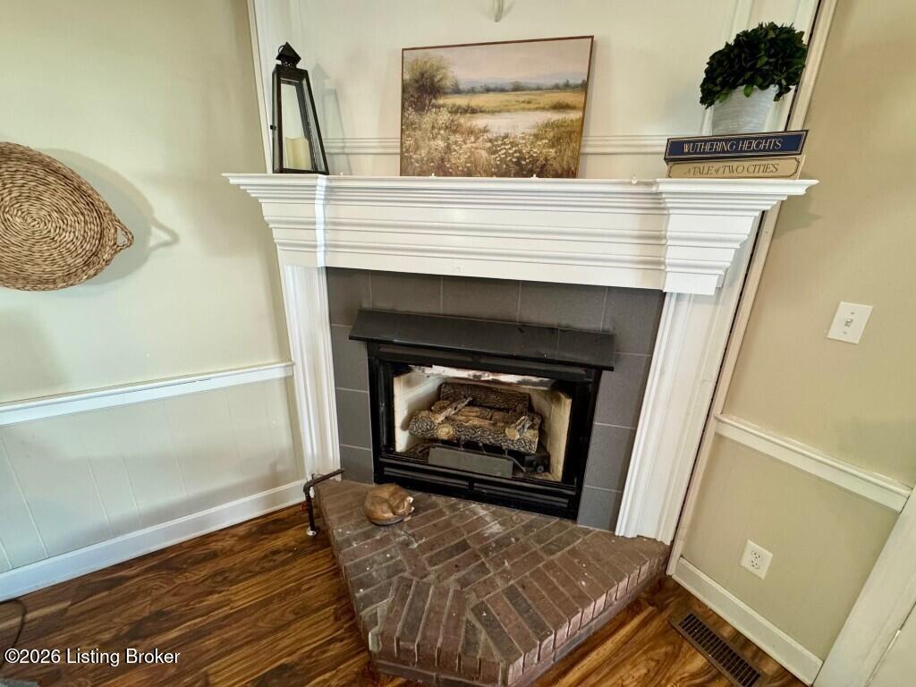308 Covington Avenue Springfield, KY 40069 - Photo 19 of 51 019_Family Room